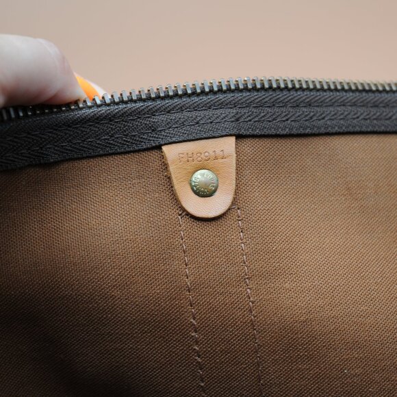 Louis Vuitton Keepall 45 Monogram Canvas Travel Bag - Picture 12 of 15